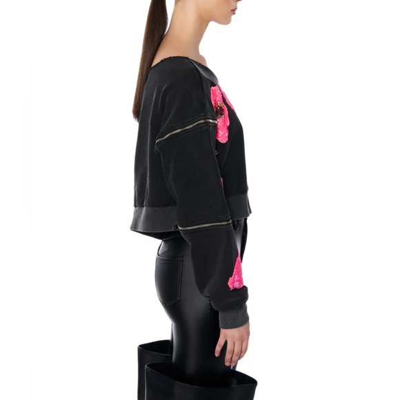 Akira NWT Amazing Black & Pink Sequined Crop Sweatshirt with Pink Floral Sequins - Picture 14 of 16